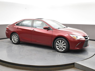 2016 Toyota Camry XLE V6 W/ LEATHER, NAVIGATION, POWER SUNROOF