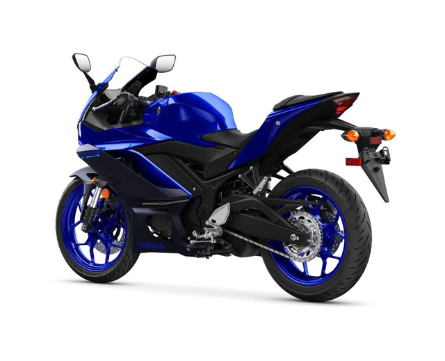 2023 Yamaha YZF-R3 in Sport Bikes in City of Montréal - Image 4