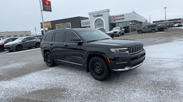 2021 Jeep Grand Cherokee L in Cars & Trucks in Edmonton - Image 2