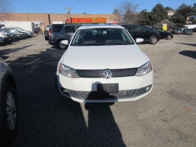 2013 Volkswagen Jetta Sedan 4dr 2.0T TDI DSG Comfortline in Cars & Trucks in Mississauga / Peel Region - Image 2