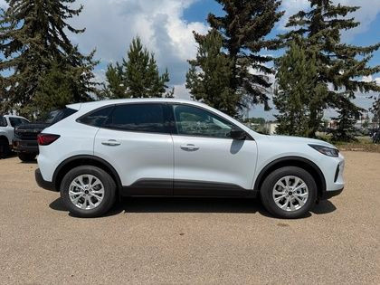 2025 Ford Escape ACTIVE w/COLD WEA. PKG, TECH PKG #1 & PWR LIFTG in Cars & Trucks in Edmonton - Image 2