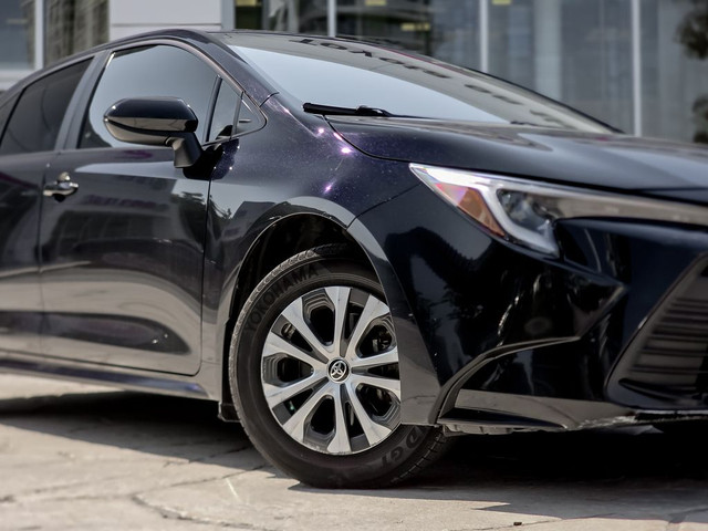 2023 Toyota Corolla Hybrid LE CVT AWD in Cars & Trucks in City of Toronto - Image 3
