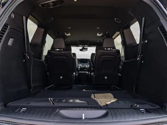 2025 Chrysler Grand Caravan SXT in Cars & Trucks in Barrie - Image 10