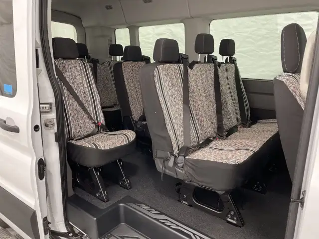 2021 Ford Transit Passenger Wagon in Cars & Trucks in Calgary - Image 12