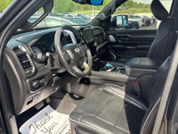 2019 RAM 1500 Limited Crew Cab 4x4 – Fully Loaded Luxury Truck | 5.7L HEMI | Level 1 Package + MoreT... (image 9)