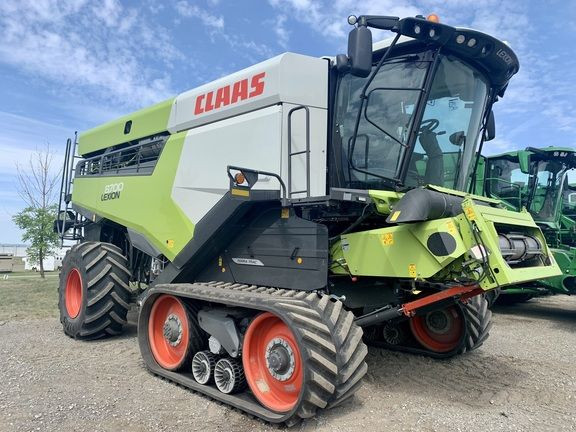 2020 Claas 8700TT in Farming Equipment in Prince Albert - Image 3