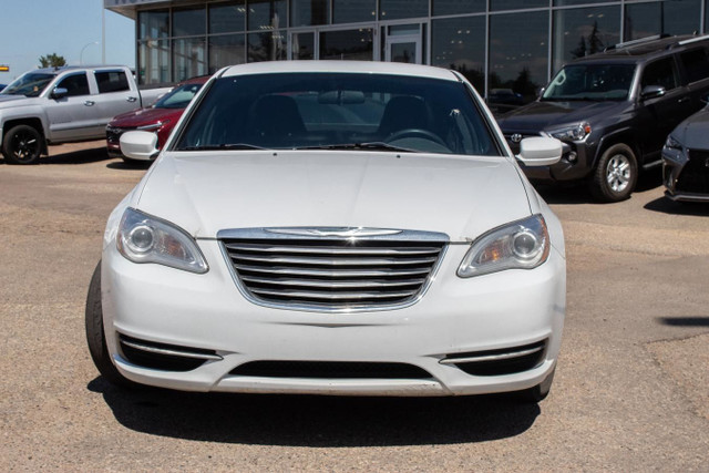 2012 Chrysler 200 LX in Cars & Trucks in Edmonton - Image 3