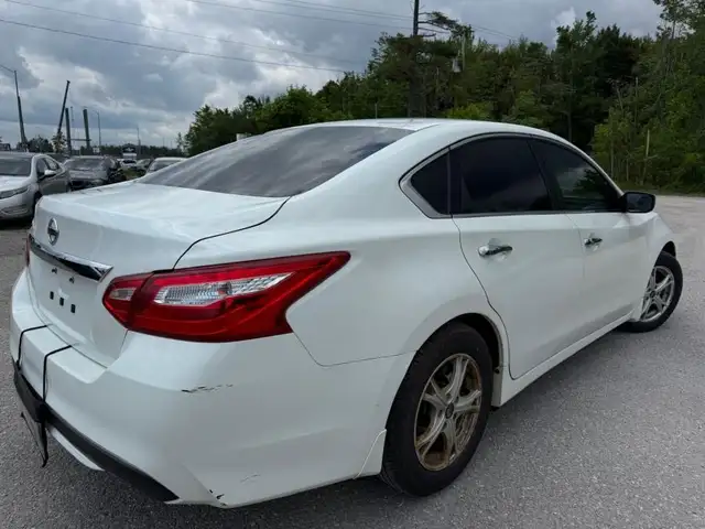 2017 NISSAN ALTIMA 2.5 | REV CAM | GAS SAVER dans Autos et camions dans Barrie - Image 6