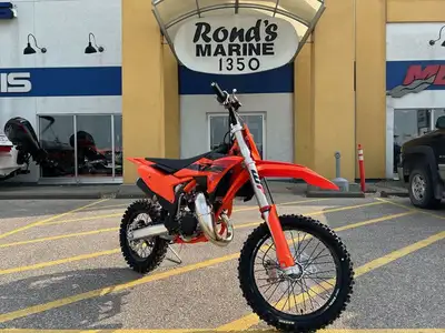 2025 KTM 85 SX 17/14STEP INTO THE BIG LEAGUESReady to step up into the big leagues? The 2025 KTM 85...