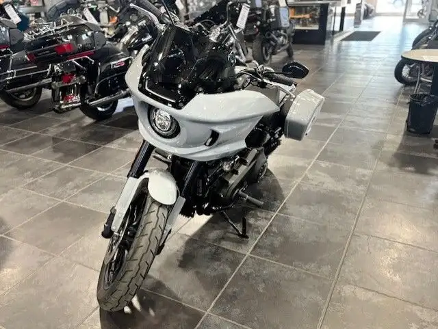 2025 Harley-Davidson Low Rider ST in Street, Cruisers & Choppers in Sudbury - Image 12