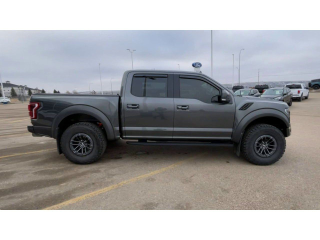  2020 Ford F-150 Raptor 802A CARBON FIBRE PACKAGE+FORGED WHEELS in Cars & Trucks in Medicine Hat - Image 2