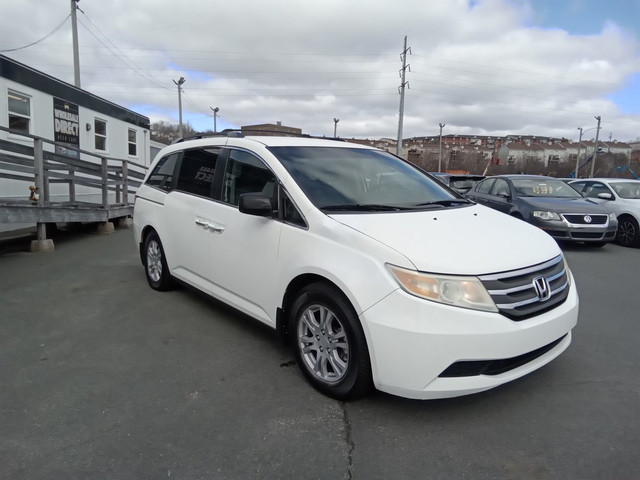 2011 Honda Odyssey EX in Cars & Trucks in City of Halifax - Image 3