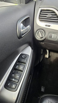 2014 DODGE JOURNEY R/T 3.6L V6 AWD —- FINANCEMENT MAISON DISPONIBLE AVEC ACOMPTE DE 3,000$ +tx--- Li... (image 8)