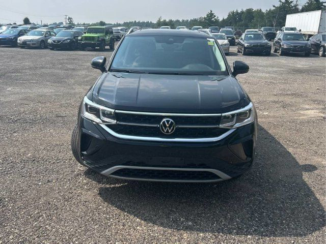 2022 Volkswagen Taos Highline 4Motion | Leather | Sunroof | Nav in Cars & Trucks in Guelph