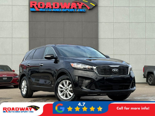 2020 Kia Sorento HEATED SEATS + STEERING WHEEL | APPLE CARPLA... in Cars & Trucks in Saskatoon