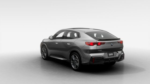 2026 BMW X2 xDrive28i dans Autos et camions  à Laval/Rive Nord - Image 2
