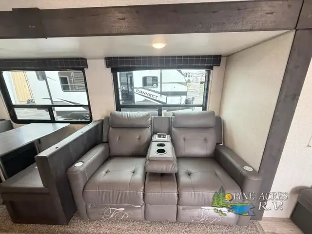 2022 KZ Sportsmen SE 301RKSE in Travel Trailers & Campers in Truro - Image 8