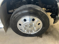 FORD F-550 XL REEFER 2004 DIESEL CARGO ET REEFER EN AVANT COFFRE ET RANGEMENTEN BONNE CONDITION DISP... (image 2)