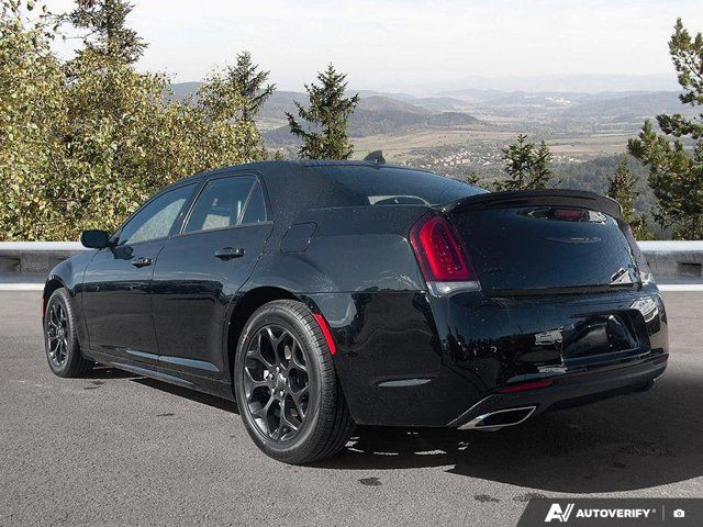 2023 Chrysler 300 300S in Cars & Trucks in Moncton - Image 4