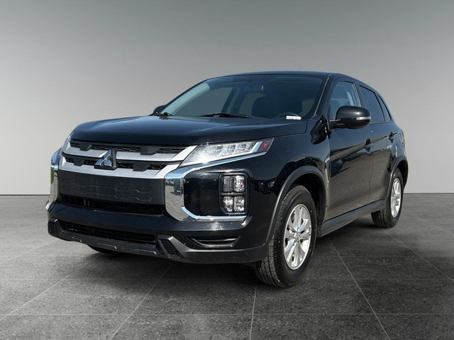 2021 Mitsubishi RVR SE AWD / Heated Seats / Back up Camera in Cars & Trucks in Calgary