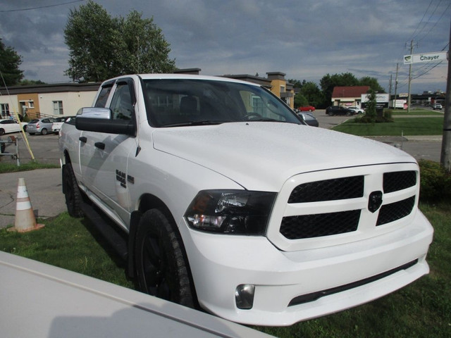 2021 Ram 1500 Classic RAM1500 4X4 camera kit remorquage sieges v in Cars & Trucks in Laval / North Shore - Image 3