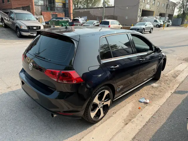 2015 Volkswagen Golf GTI62930784861825122