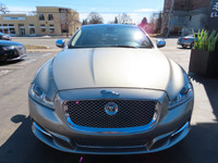XJL - LONG WHEEL BASE - LOW LOW KMS - 100% CANADIAN VEHICLE Visit Our Website @ EliteLuxuryMotors.ca... (image 4)