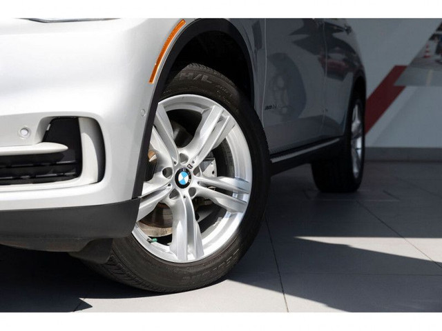 2016 BMW X5 xDrive35i in Cars & Trucks in Vancouver - Image 2