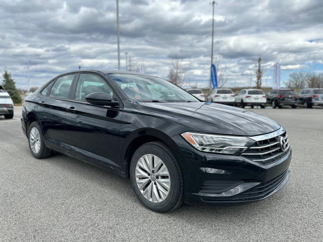 2019 Volkswagen Jetta Comfortline BAS KM | CAMÉRA | CARPLAY | BL in Cars & Trucks in Laval / North Shore