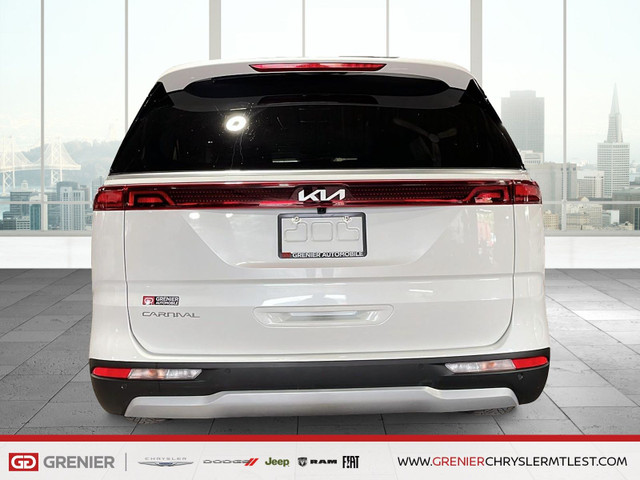 2024 Kia Carnival in Cars & Trucks in City of Montréal - Image 3