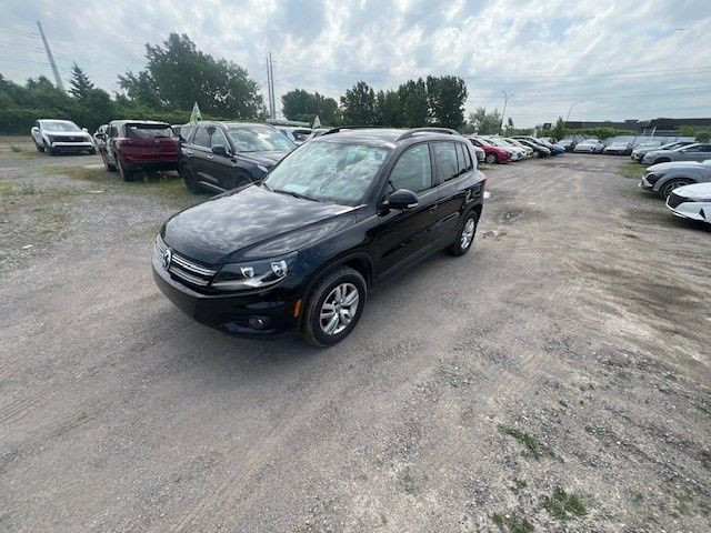 2017 Volkswagen Tiguan TRENDLINE in Cars & Trucks in City of Montréal - Image 2