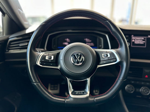 2019 Volkswagen Jetta GLI TOIT | CUIR | CARPLAY | NAV | AUDIO BE in Cars & Trucks in Laval / North Shore - Image 4