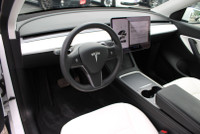 ACCIDENT FREE DON'T PAY EXTRA FOR SAFETY CERTIFICATION Revolutionize Your Drive: 2021 Tesla Model Y... (image 8)