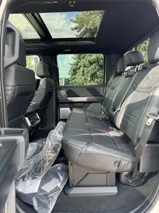 2025 Ford F-450 SUPER DUTY PLATINUM DRW w/FX4, PRO PWR, MNRF & M in Cars & Trucks in Edmonton - Image 16