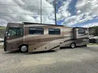  2005 Fleetwood Discovery 39 S