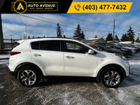 THE 2020 KIA SPORTAGE EX OFFERS A GREAT COMBINATION OF STYLE AND PRACTICALITY. WITH A SPACIOUS INTER... (image 4)
