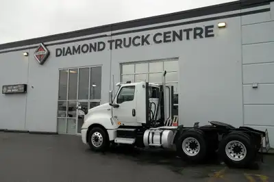 2019 International LT Day Cab with Cummins 505hp X-15, 18 speed auto Eaton Transmission and 46K rear...