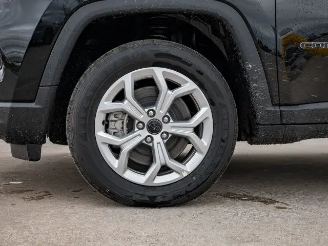 2025 Jeep Compass North in Cars & Trucks in Barrie - Image 15