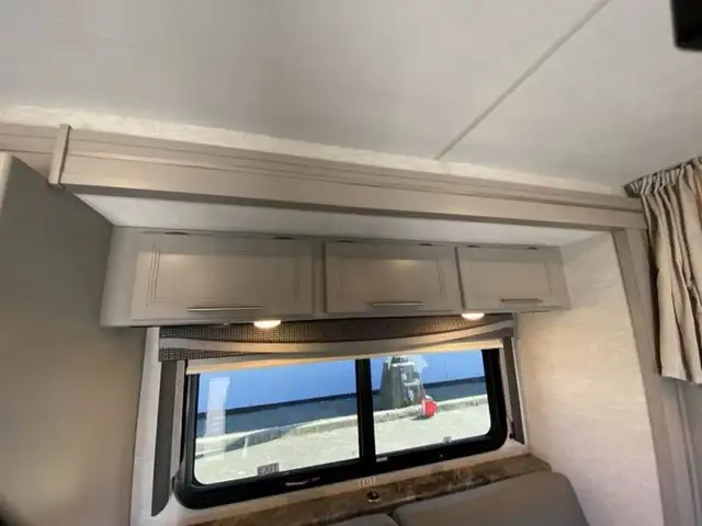 2024 Thor Motor Coach Outlaw 29J in RVs & Motorhomes in Abbotsford - Image 15