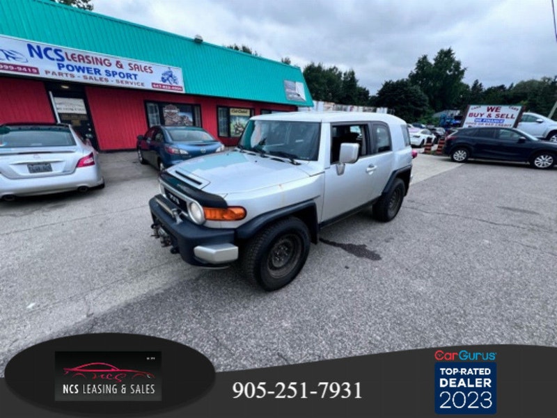 2007 Toyota FJ Cruiser Base | Cars & Trucks | Mississauga / Peel Region ...