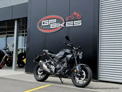 No money down. Credit approved in minutes* OACJust...CLICK HERE 2024 Honda CB300R Features may inclu...