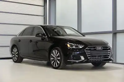 Traction intégrale Audi quattro / Commodite / Apple Carplay + Android Auto / Toit ouvrant / Camera d...