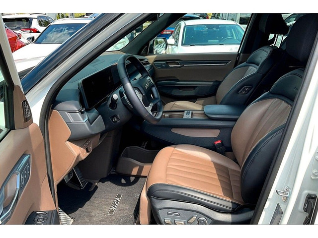 2024 Kia EV9 LAND W/GT-LINE PACKAGE in Cars & Trucks in Barrie - Image 2