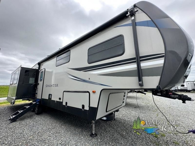 2019 Keystone RV Sprinter Campfire Edition 31FWMB in Travel Trailers & Campers in Truro