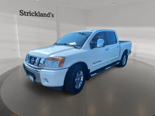 2014 NISSAN TITAN SV 4X4 SWB in Cars & Trucks in Stratford - Image 2