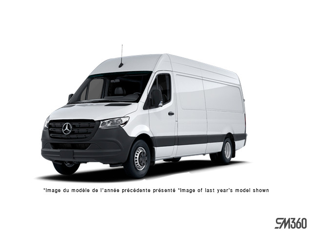 2024 Mercedes-Benz Sprinter 3500 170 Wheelbase High Roof RWD in Cars & Trucks in City of Montréal - Image 4