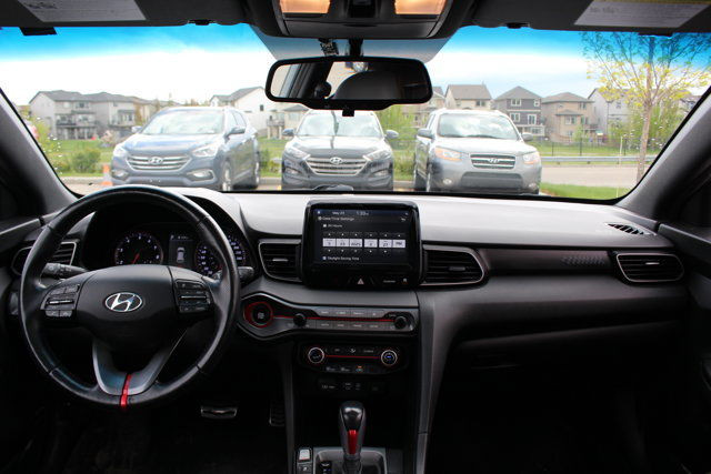 2020 Hyundai Veloster Turbo in Cars & Trucks in Calgary - Image 2