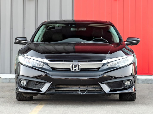 2017 Honda Civic Sedan 4dr CVT Touring in Cars & Trucks in Saskatoon - Image 3
