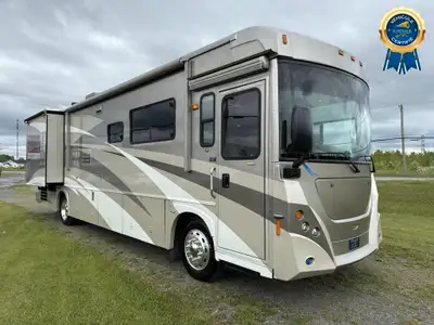 Superbe motorisé classe A 2008 Winnebago Journey 37H avec moteur Cummins 6.7 litres 350 HP, full pai...