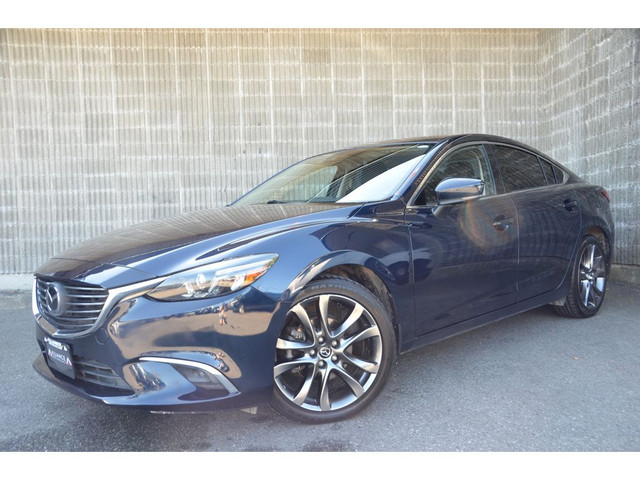 2017 Mazda Mazda6 GT W/ Sunroof, Leather Heated Seats, Navigatio in Cars & Trucks in Burnaby/New Westminster
